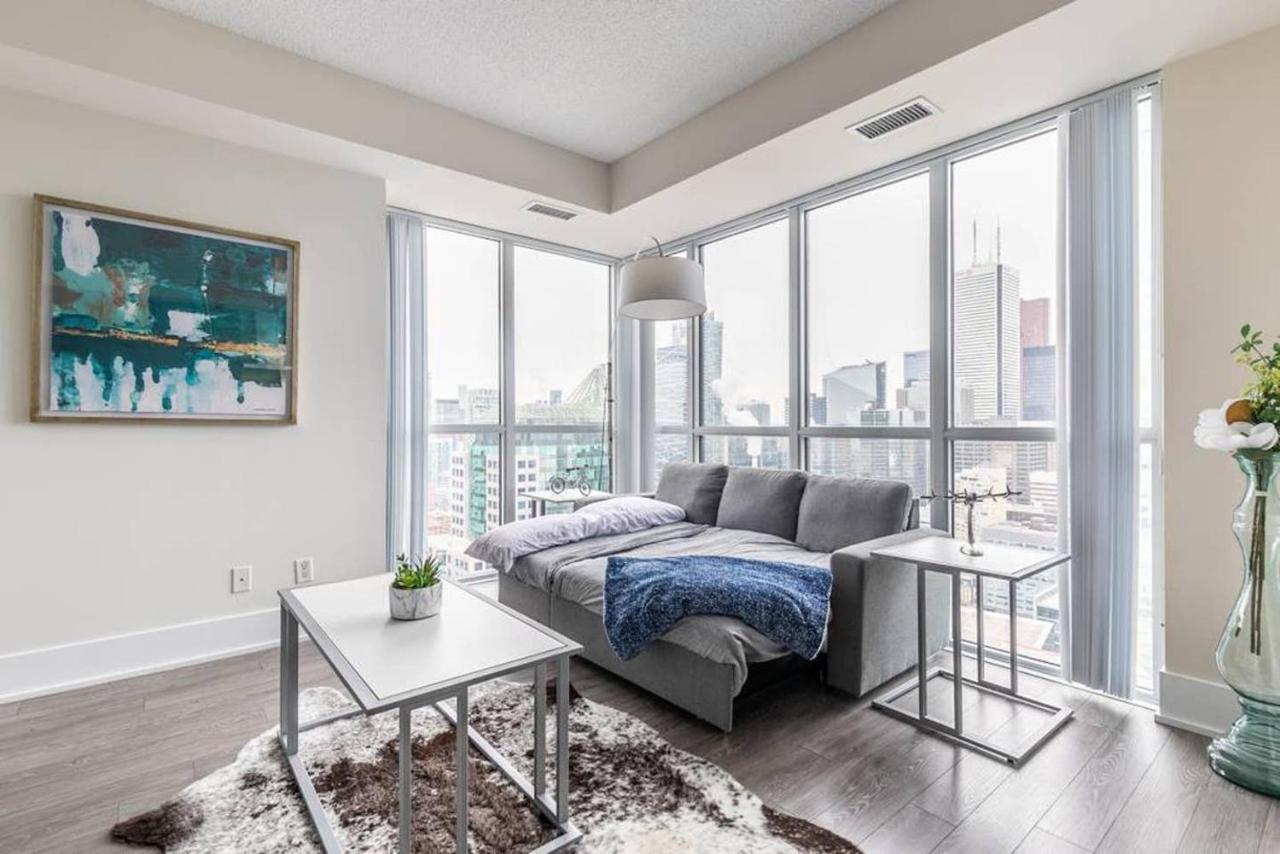 Stunning Views Of Downtown - Luxury High Rise With King Bed! Villa Toronto Exteriör bild