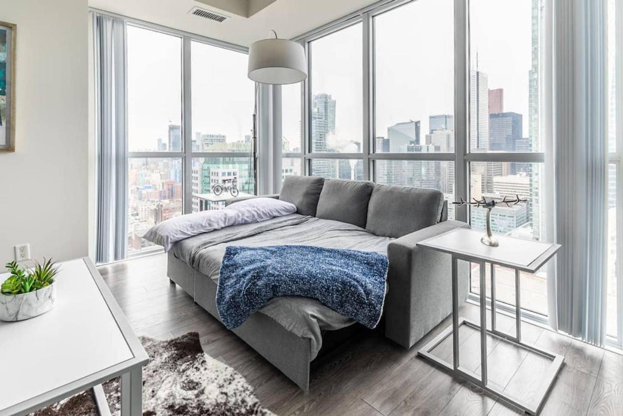 Stunning Views Of Downtown - Luxury High Rise With King Bed! Villa Toronto Exteriör bild