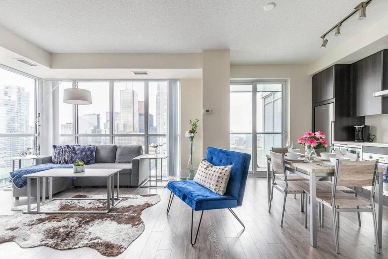 Stunning Views Of Downtown - Luxury High Rise With King Bed! Villa Toronto Exteriör bild