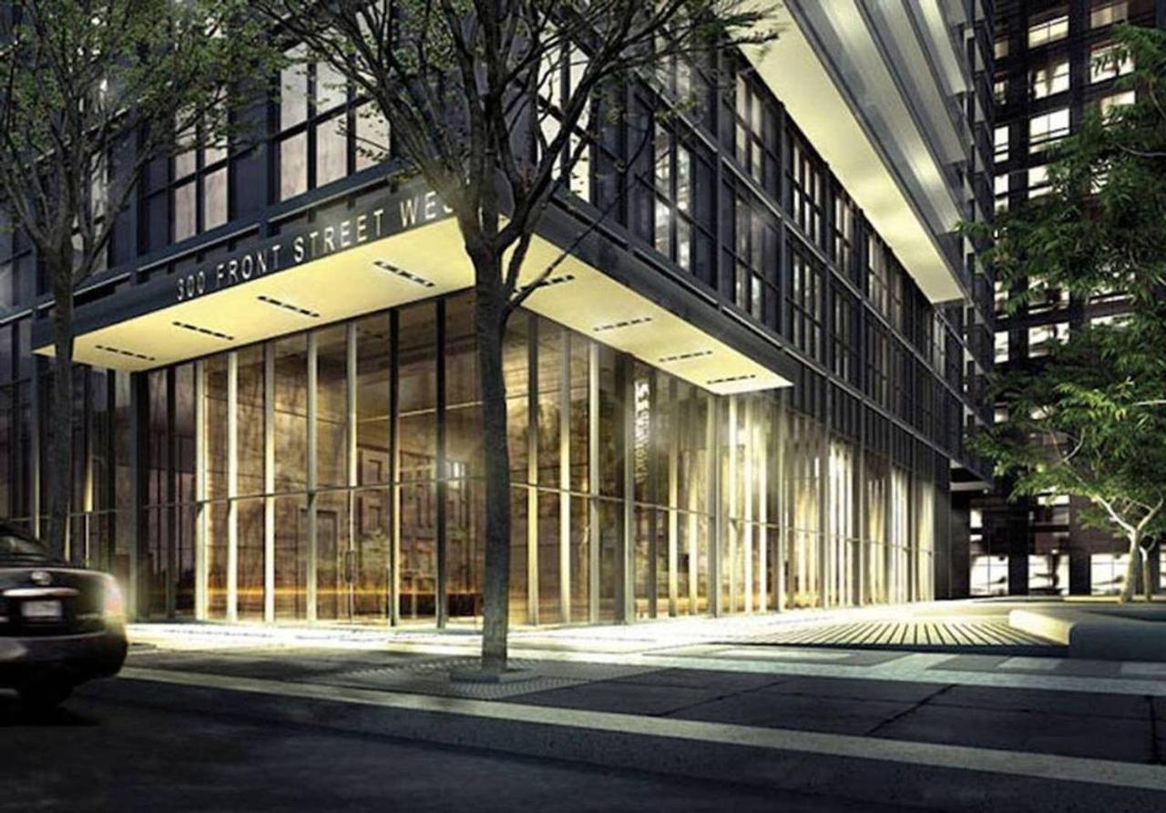 Stunning Views Of Downtown - Luxury High Rise With King Bed! Villa Toronto Exteriör bild